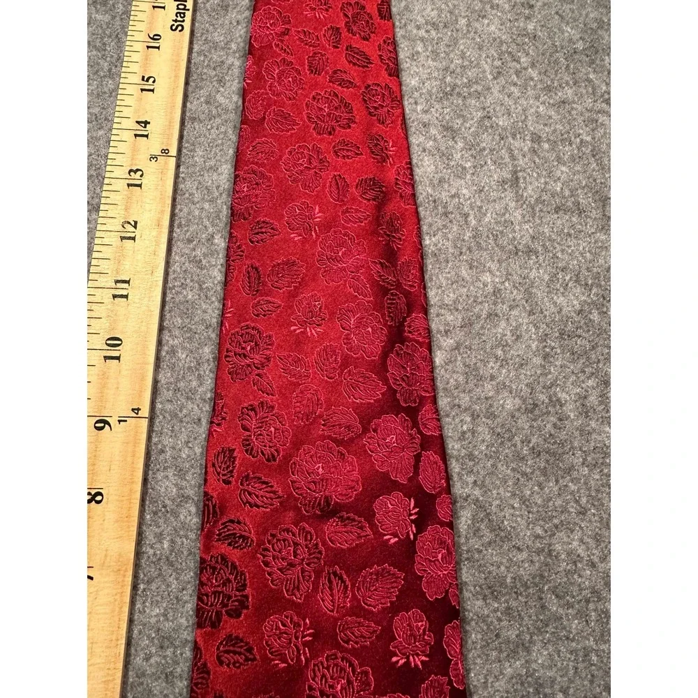 Dolce & Gabbana Red Floral Silk Tie Made in Italy Rose Jacquard Men Necktie